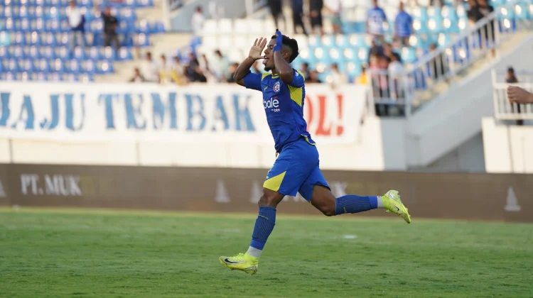 Arema FC Taklukkan Persis Solo 2-0, Marcos Santos: Kemenangan untuk Aremania