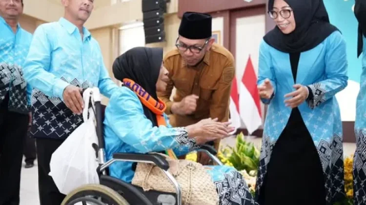 Nurochman Ibadah Haji, Roda Pemerintahan Kota Batu Dipimpin Wawali Heli Suyanto