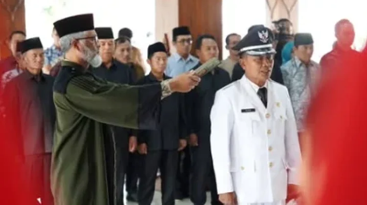 Wali Kota Batu Tegaskan Kades Harus Layani Semua Warga tanpa Diskriminasi
