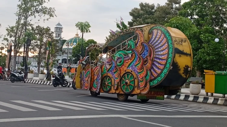 Walikota Probolinggo Rancang Cafe 360 dan Penataan Odong-Odong
