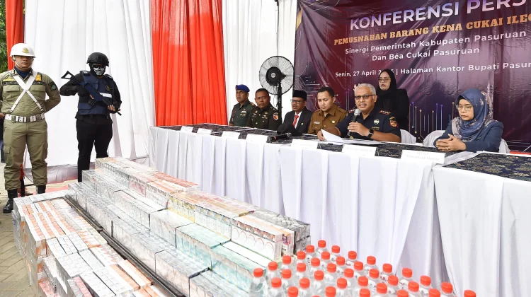 Bea Cukai dan Pemkab Pasuruan Musnahkan Jutaan Batang Rokok Illegal
