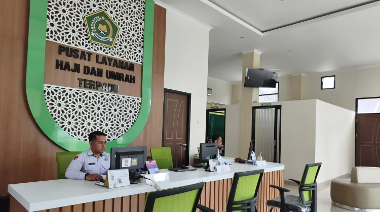 Menjelang Keberangkatan, Koper Jemaah Blitar Belum Terpenuhi