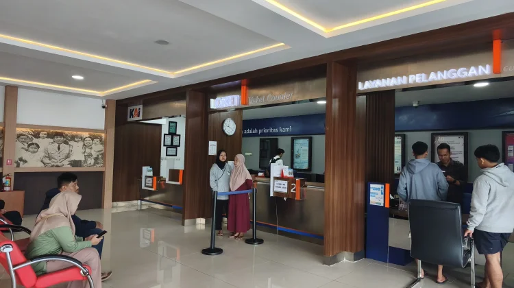 Dampak Bekasi Timur, Empat Perjalaman Kereta Api Dibatalkan