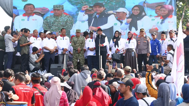 Puluhan Ribu Buruh se-Kabupaten Pasuruan Sampaikan Petisi
