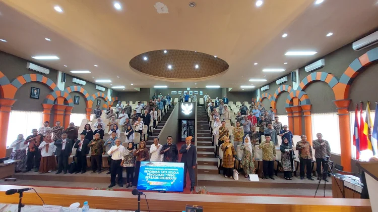 Sarasehan Reformasi Tata Kelola Pendidikan Tinggi Digelar di FISIP UB