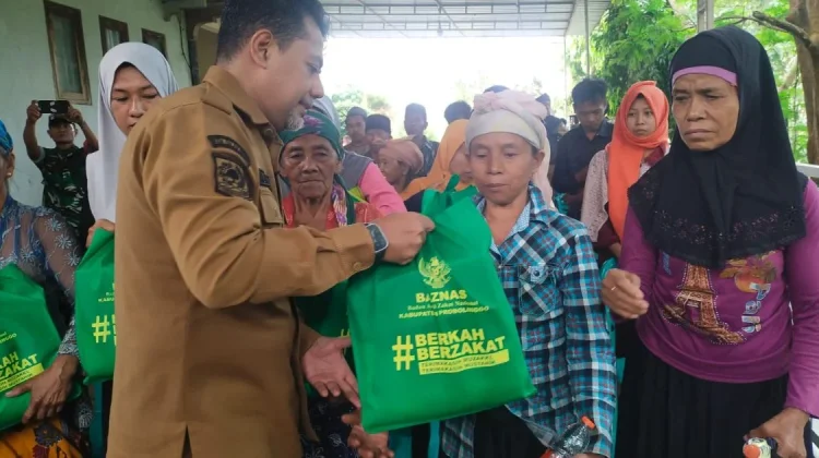 Baznas Kabupaten Probolinggo Salurkan Bantuan Sosial