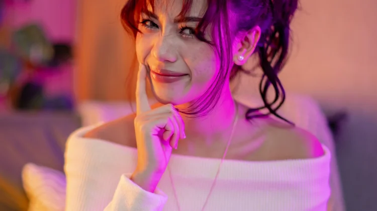 Angele Lapp Soroti Relasi Toksik lewat Single “Toxic Boyfriend”