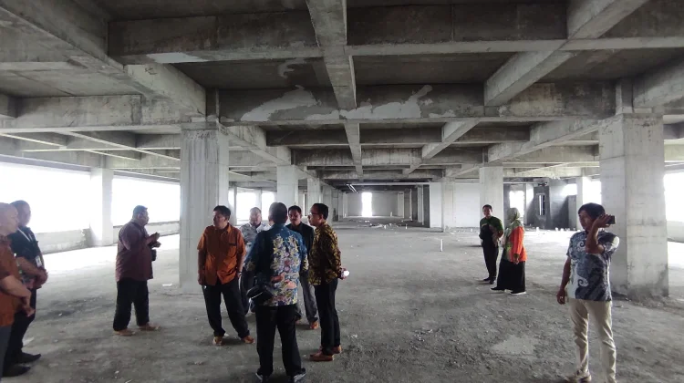 Pembangunan RSUD Ar Rozy Disorot, DPRD Temukan Sejumlah Lantai Belum Rampung