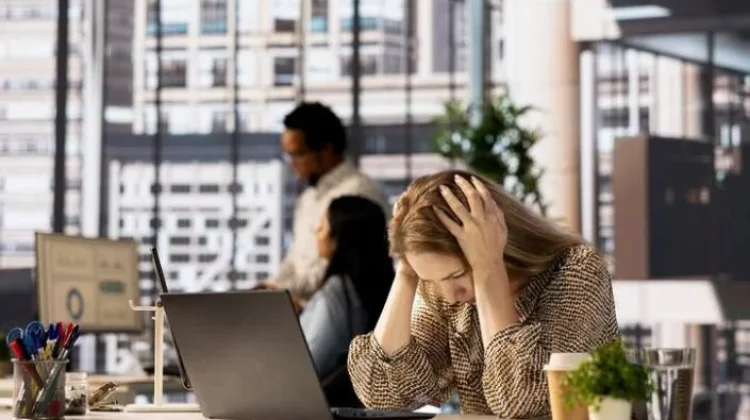 Atasi Burnout, Ini Strategi Sehat bagi Working Moms