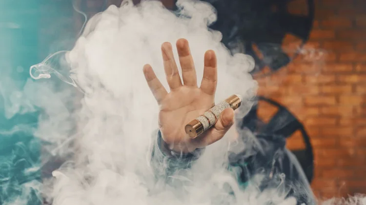 Bahaya Vape dan Dampaknya bagi Kesehatan