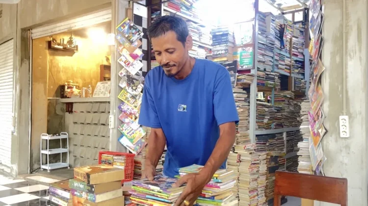 Antara Debu Buku dan Gempuran Digital, Pasar Buku Velodrome Masih Bertahan