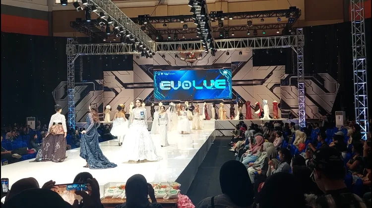 Ratusan Model Ramaikan Asian Student Fashion Week 2026