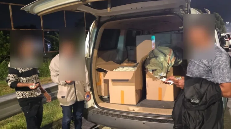 Bea Cukai Sergap Ratusan Ribu Batang Rokok Ilegal di Tol Pandaan–Malang