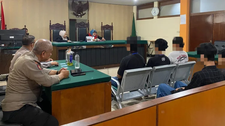 Enam Pelajar Jalani Sidang Tipiring Miras di PN Malang