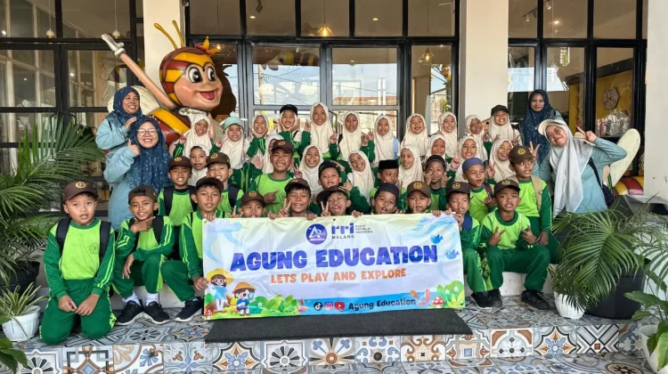 Keajaiban Koloni: Siswa MI Al Maarif 10 Belajar Kehidupan Lebah di Kembang joyo