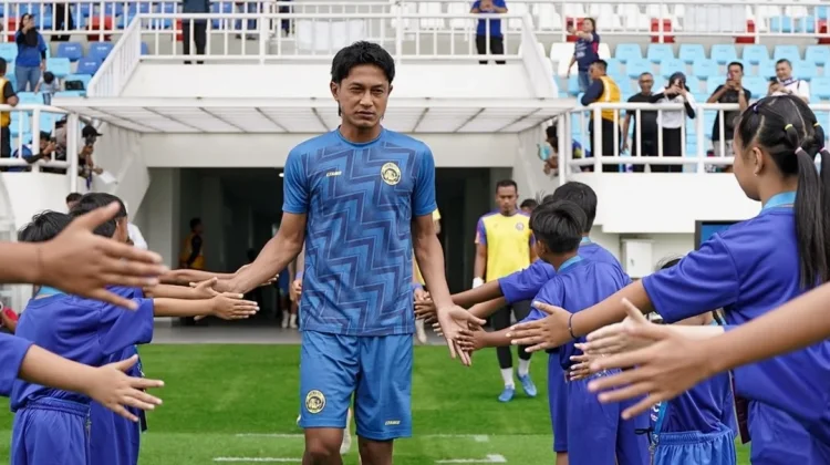 Arema FC Lolos Lisensi Klub 2026, GM Inal Tegaskan Lima Aspek Profesionalisme