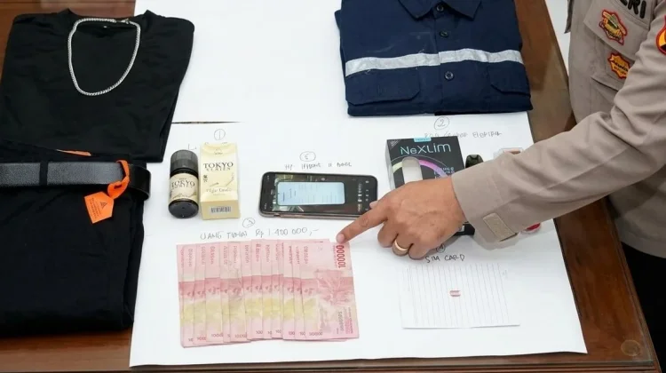 Polisi Amankan Pemuda Pencuri HP di Toko Kepanjen Malang