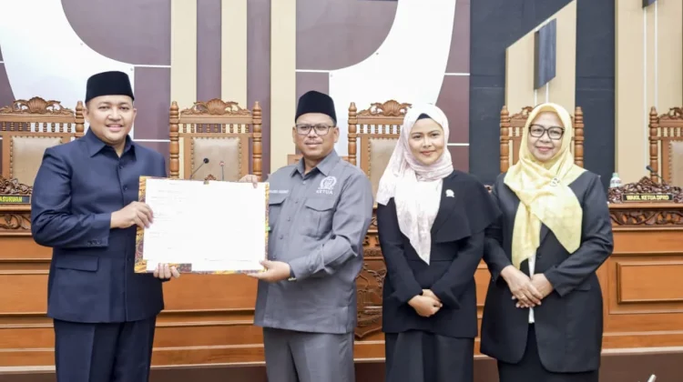 Sejumlah Raperda Non APBD Kabupaten Pasuruan Tahun 2026 Disahkan Jadi Perda