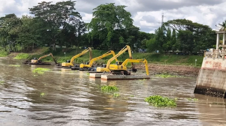 Flushing Bendungan Wlingi-Lodoyo Blitar, Jaga Operasional Irigasi dan PLTA