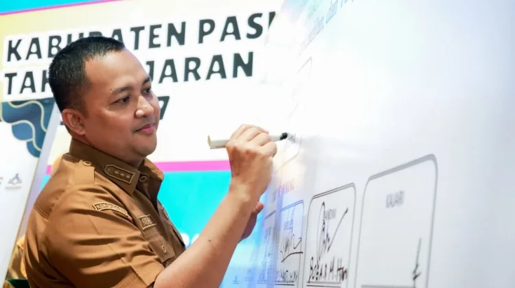 Bupati Pasuruan Minta Penerimaan Siswa Baru Bersih dan Bebas Penyimpangan
