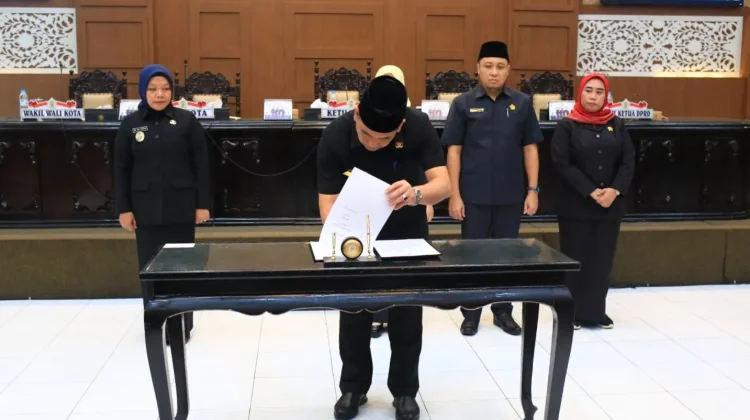DPRD Kota Probolinggo Setujui Perubahan Perda Pemberdayaan Usaha Mikro