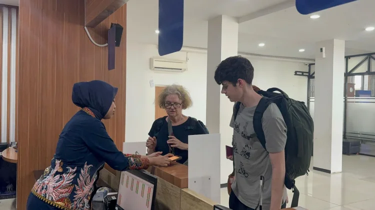Penumpang WNA Naik, Stasiun Probolinggo Jadi Favorit Wisatawan Asing