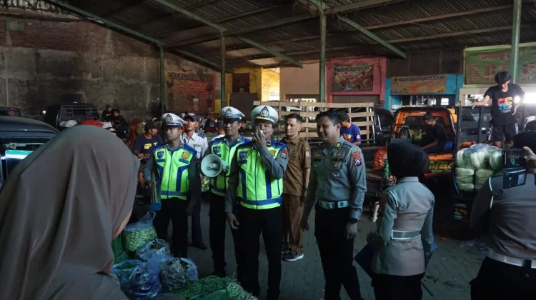 Tekan Angka Kecelakaan 2026, Satlantas Polres Malang dan Polda Jatim Sosialisasi
