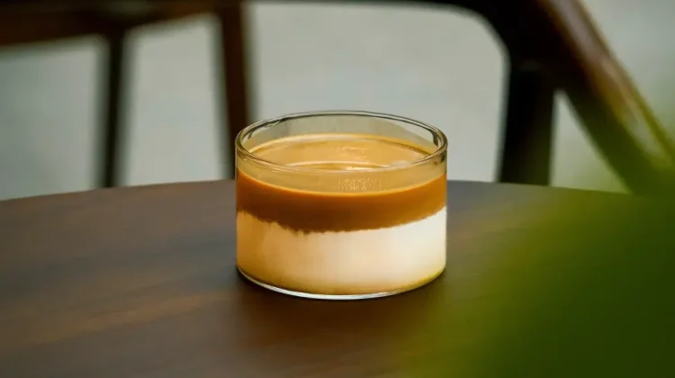 Minuman Dirty Latte Semakin Populer di Kalangan Pecinta Kopi
