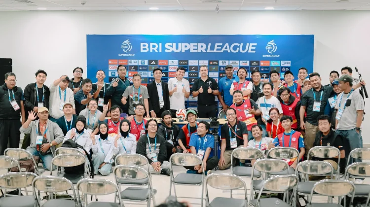 Manajemen Arema FC Beri Sinyal Pertahankan Pelatih Marcos Santos