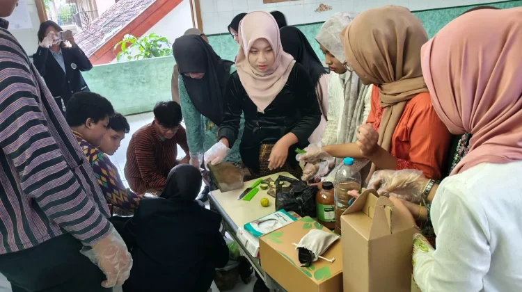 Mahasiswa UM Kembangkan PlantCare Kit Hadapi Perubahan Iklim