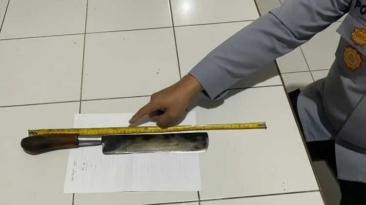 Cekcok di Warung Seafood Singosari, Pria Paruh Baya Sabet Korban Pakai Golok