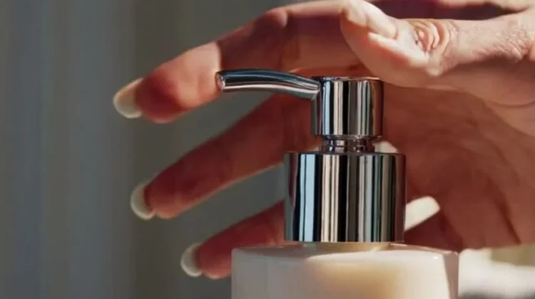 Manfaat Moisturizer bagi Kulit serta Cara Penggunaan yang Tepat