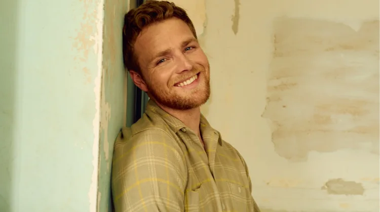 "WILDCHILD", Kisah Alex Warren Bangkit dari Luka