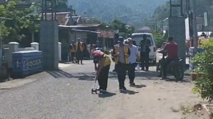 Tim Kementerian PU Cek Ruas Jalan Pendukung Kampung Nelayan Merah Putih Pujiharjo