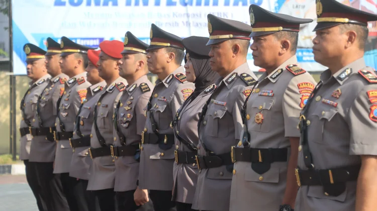 Polres Probolinggo Gelar Sertijab Pejabat Utama dan Kapolsek Jajaran