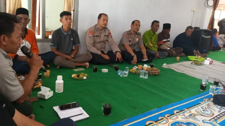 Polri Dorong Petani Wonomerto Setor Hasil Panen Jagung ke Bulog