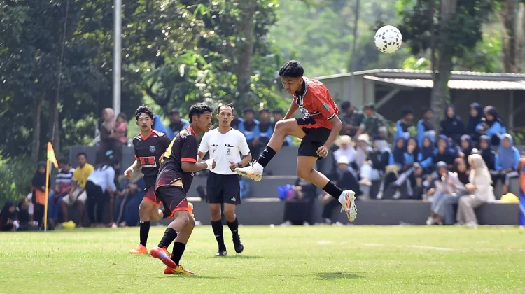 Puluhan Tim SMP Berebut Juar Liga Sepak Bola Piala Bupati Pasuruan