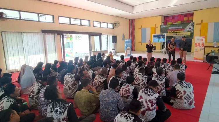 Warga RSBN Malang, Dengar Bareng Piala Dunia Bersama RRI