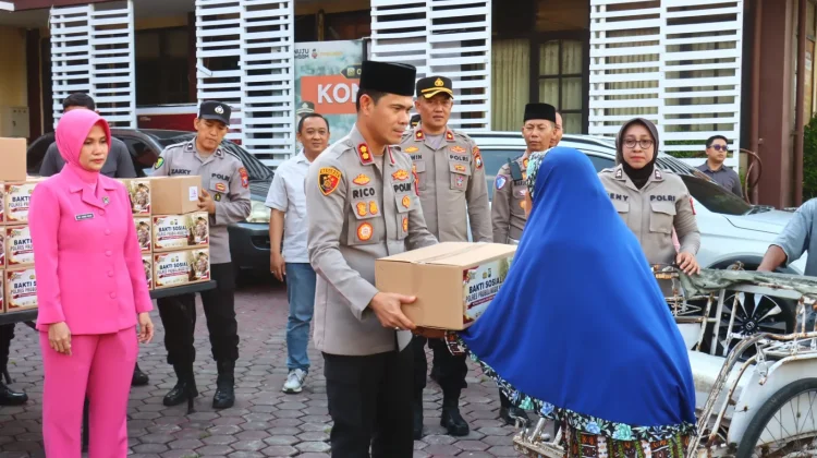 Polres Probolinggo Kota Salurkan 70 Paket Sembako