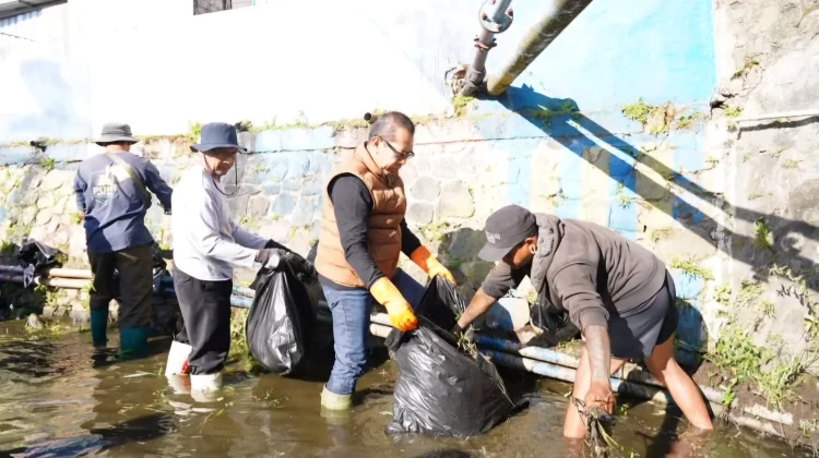 Pemkot Batu Gelar Kerja Bakti Indonesia Asri di Belik Tanjung