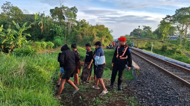 Libur Sekolah, KAI Ingatkan Bahaya Bermain di Rel Kereta Api