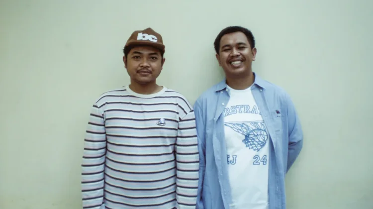 Decemberism Refleksikan Kenangan di “Changing Seasons”