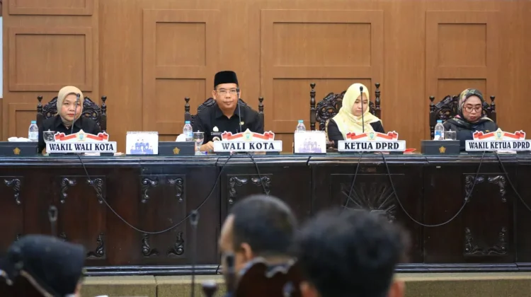 Wali Kota Probolinggo Sampaikan Nota Keuangan Pertanggungjawaban