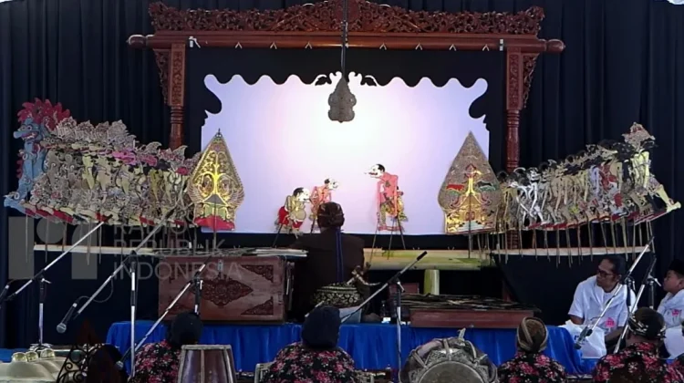 Merawat Tradisi Budaya lewat Ruwatan