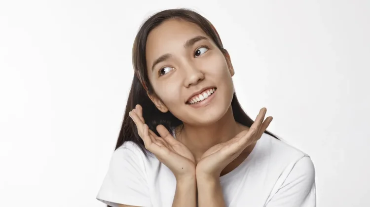 Rahasia Wajah Glowing, Cukup Lakukan Ini!