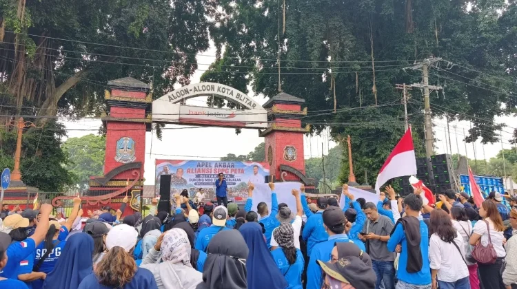 Ratusan Relawan SPPG Blitar Raya Gelar Apel Akbar, Dukung Kelanjutan Program MBG