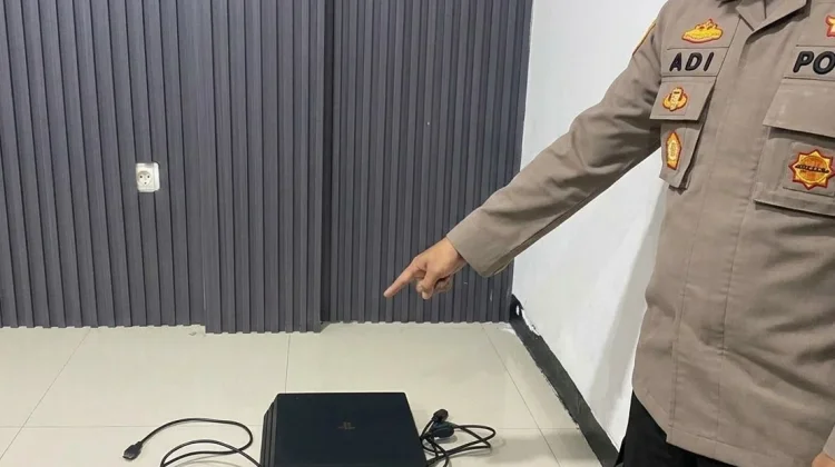 Maling Bobol Rumah di Mangliawan Pakis Malang, PS4 Digondol