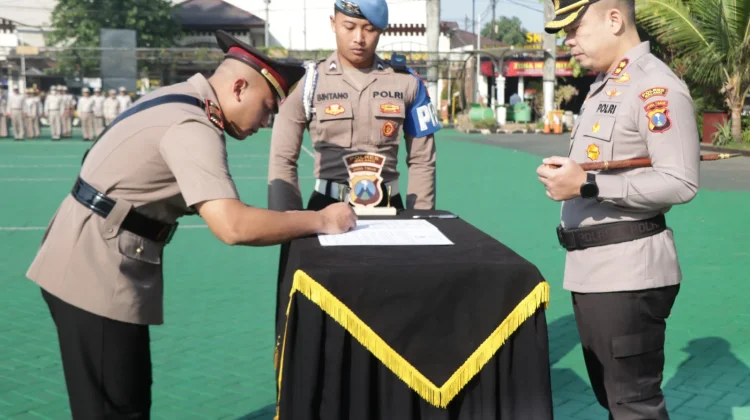 Polres Malang Rotasi Kapolsek Kalipare, Kapolres Tekankan Peningkatan Layanan