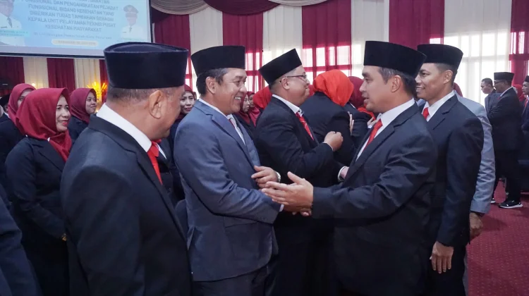 Pemkot Pasuruan Lakukan Penyegaran Birokrasi, Puluhan Pejabat Dilantik