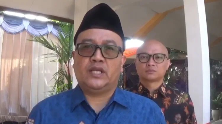 Dinas Pendidikan Kota Batu Sosialisasikan Gerakan Ayah Antar Anak ke Sekolah